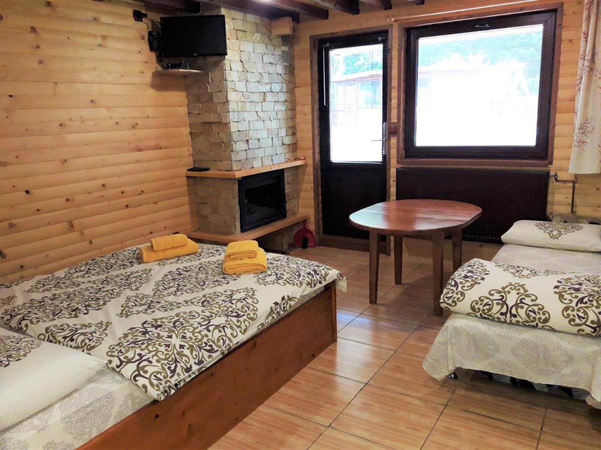 Guest House Chobaka Trigrad Exterior foto