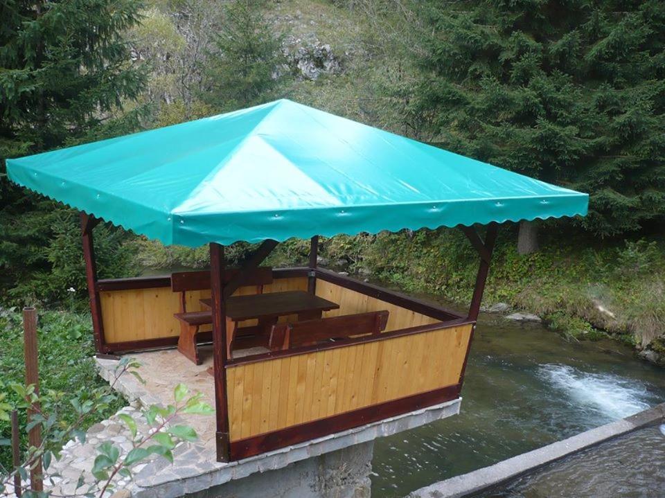 Guest House Chobaka Trigrad Exterior foto